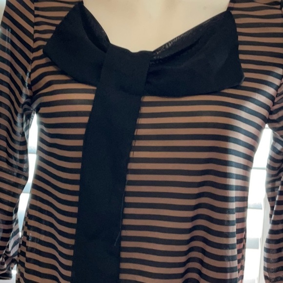 Elegant Striped Women's Blouse with Bow Accent - Picture 2 of 7